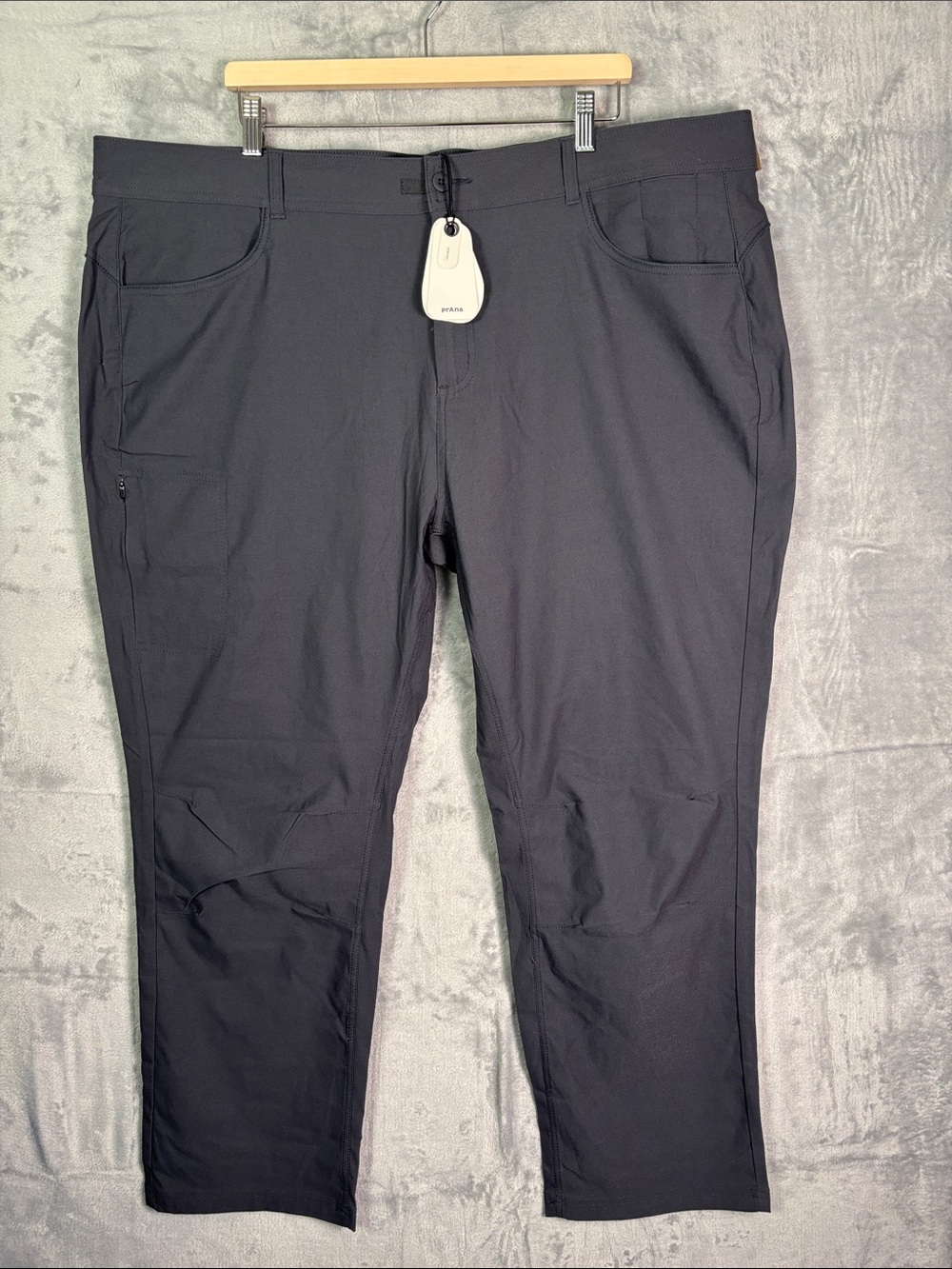 NWT New Prana Halle Coal Gray Straight Pants Womens Size 22W